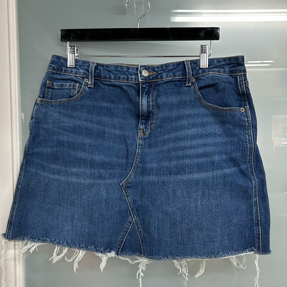 Old Navy Dark Blue Frayed Hem Denim Mini Skirt